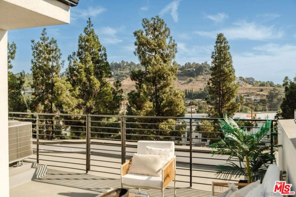 Single Family Residence for sale at 3848 N Emery Lane, Los Angeles, CA featuring 3 beds and 3 baths