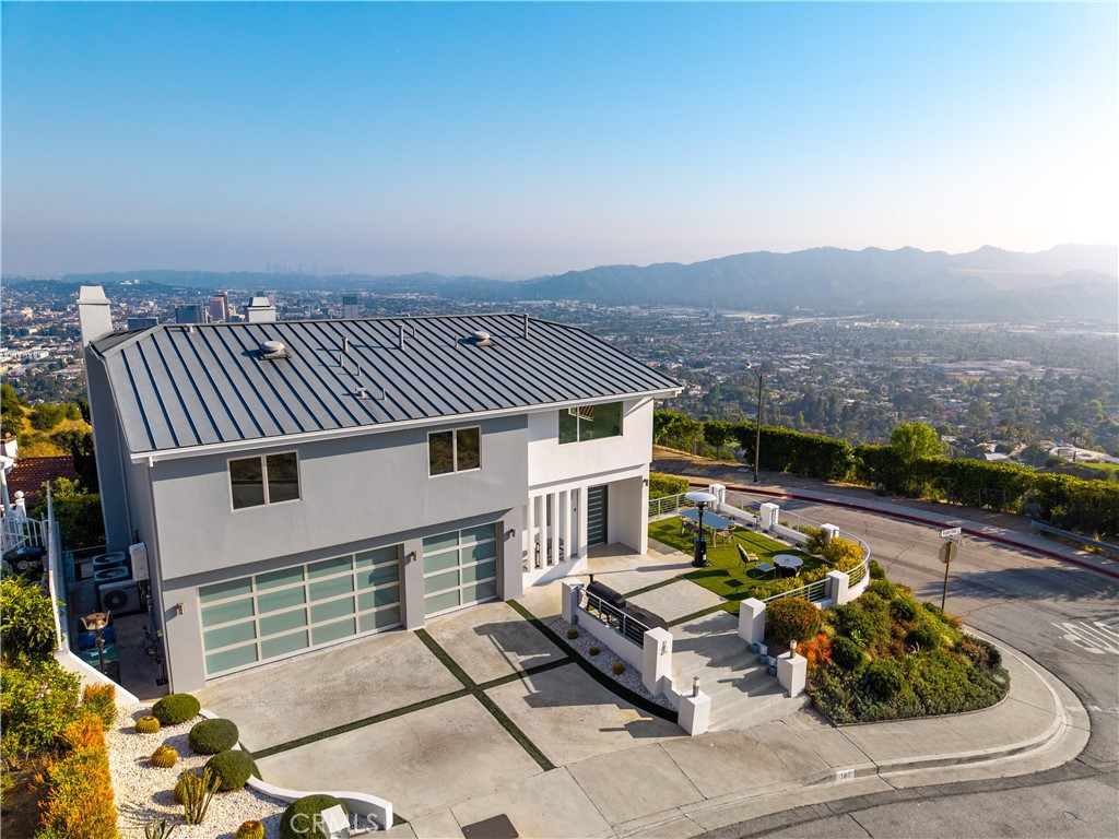 Active for sale at Glendale, CA, Glendale, CA CA and 4 baths