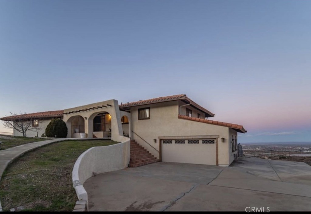 Residential Lease for rent at 1055 lakeview Drive, Palmdale, Los Angeles CA featuring 4 beds and 3 baths