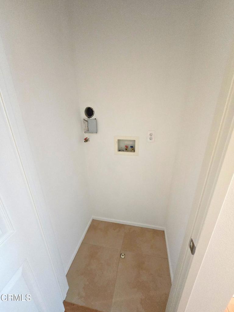 Residential Lease for rent at 3319 N Ventura Road, Oxnard CA featuring 2 beds and 2 baths