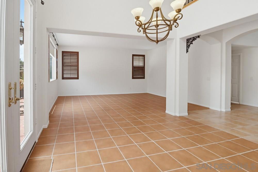 Residential Lease for rent at 1762 Bramblewood, Chula Vista CA featuring 5 beds and 4 baths
