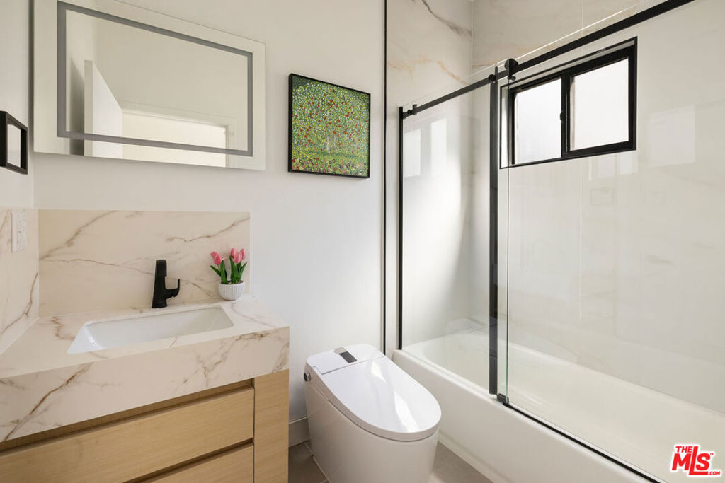 Residential for sale at 1294 S Citrus Avenue, Los Angeles, CA featuring 2 beds and 2 baths