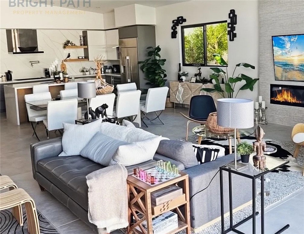 Residential Lease for rent at 555 S Sunrise, Palm Springs CA featuring 3 beds and 4 baths