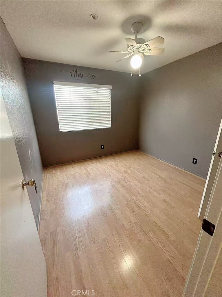Residential Lease for rent at 15865 Flamingo Drive, Fontana CA featuring 3 beds and 3 baths