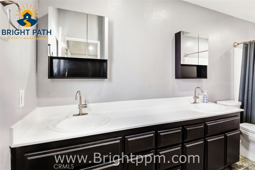 Residential Lease for rent at 25280 Bay, Moreno Valley CA featuring 3 beds and 4 baths