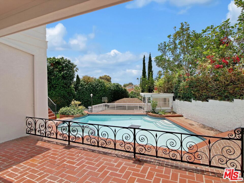 Residential for sale at 3700 Northland Drive, View Park CA featuring 4 beds and 5 baths