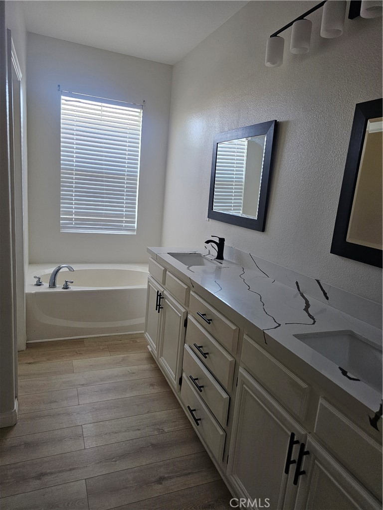 Residential Lease for rent at 4206 Vahan Court, Lancaster, Los Angeles County CA featuring 5 beds and 3 baths