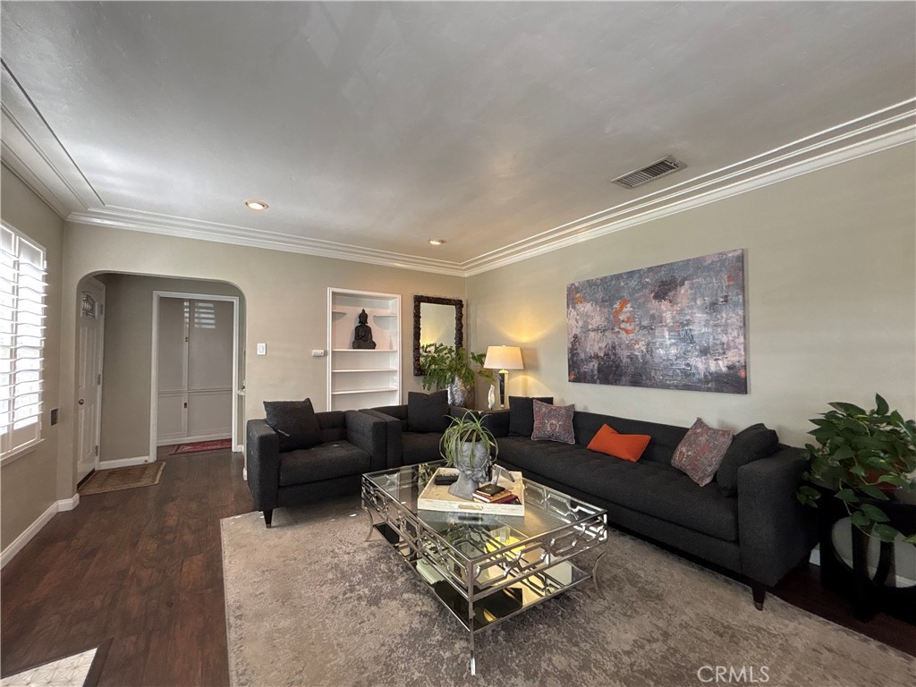 Residential Lease for rent at 2743 N Stoddard, San Bernardino CA featuring 2 beds and 1 bath
