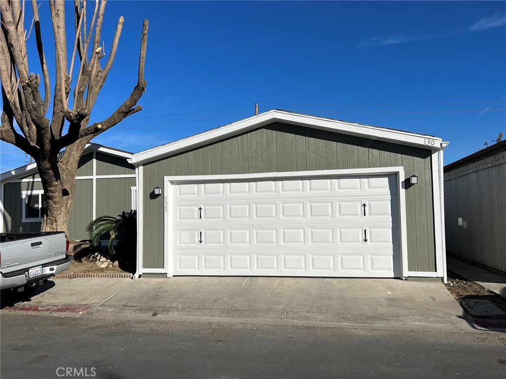 Residential Lease for rent at 700 E Washington Street 130, Colton CA featuring 3 beds and 2 baths