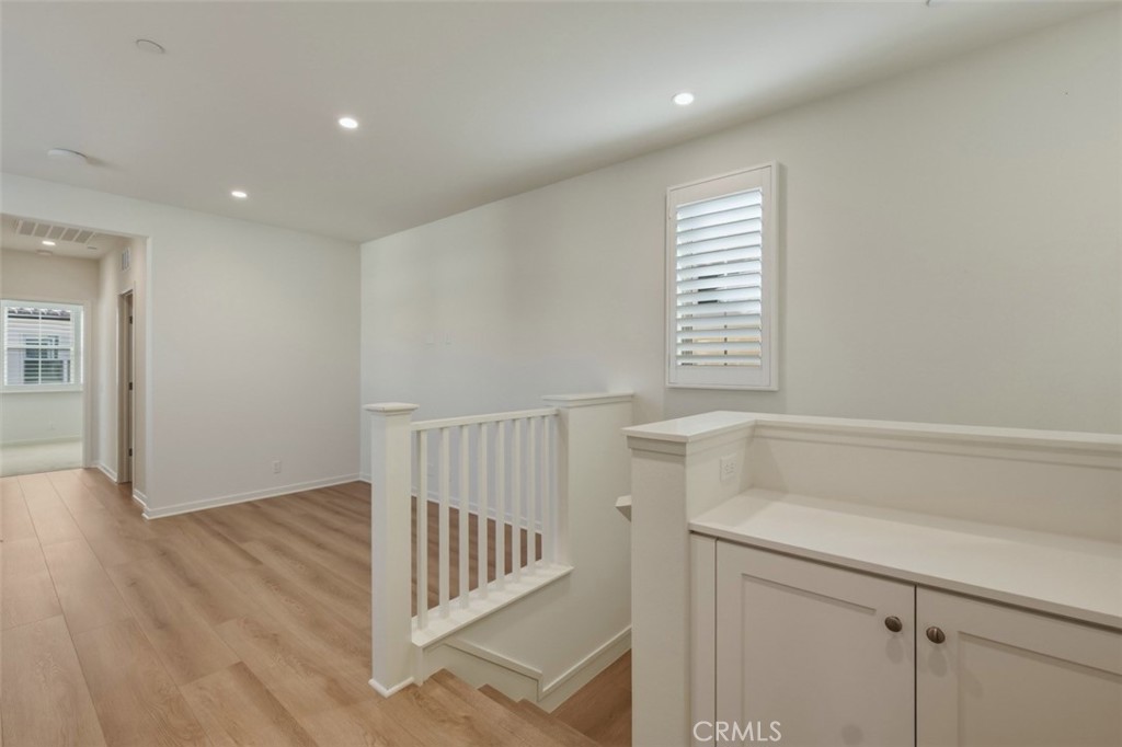 Residential Lease for rent at 128 Newburry, Irvine CA featuring 3 beds and 4 baths
