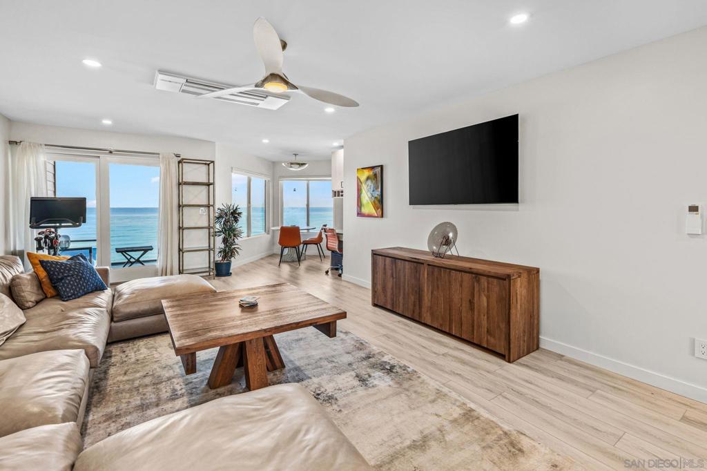Residential Lease for rent at 233 S Helix K, Solana Beach CA featuring 2 beds and 2 baths