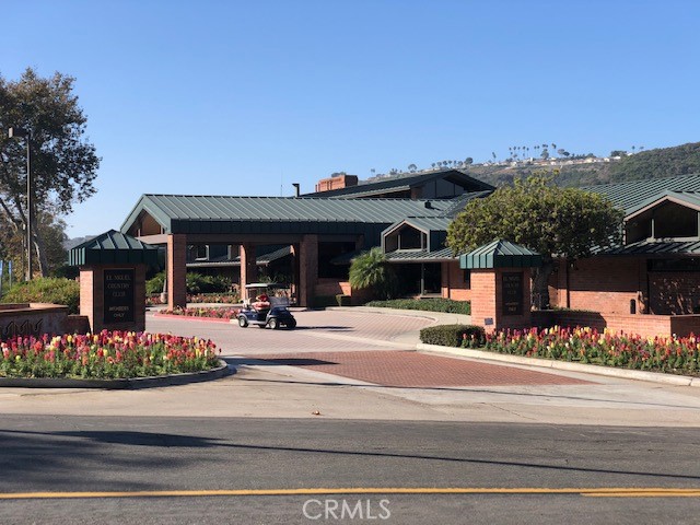 Residential Lease for rent at 31361 E Nine Drive 55A, Laguna Niguel CA featuring 2 beds and 2 baths