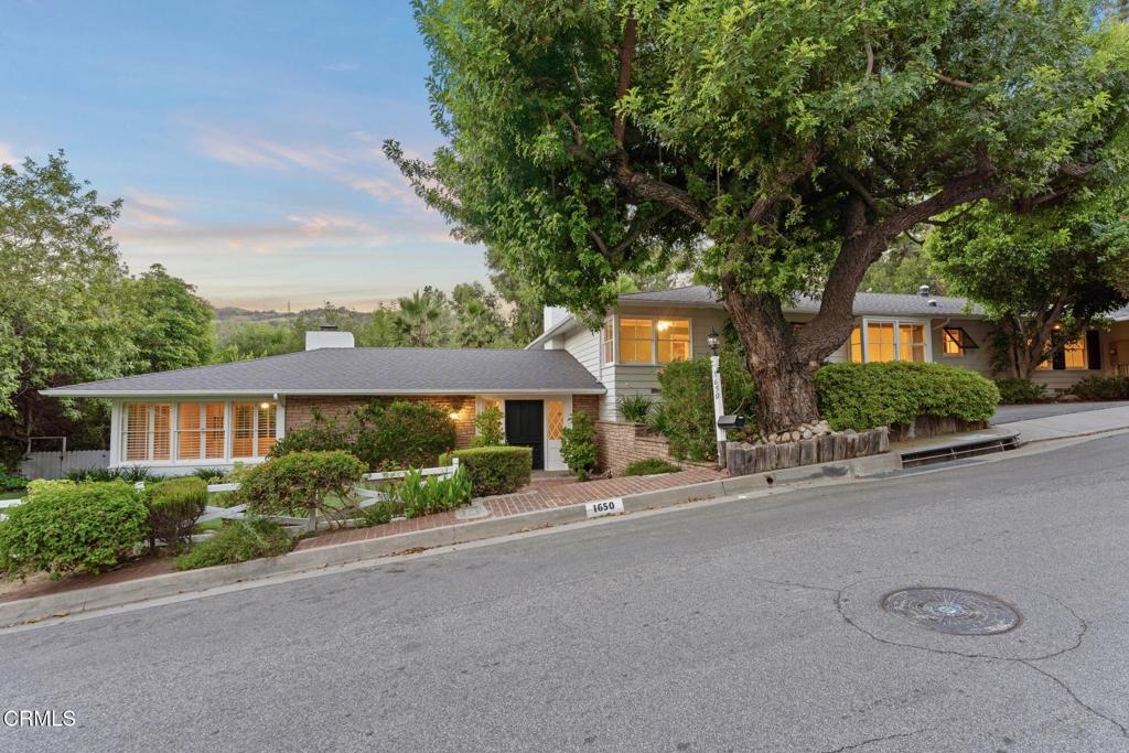 Residential for sale at 1650 Knollwood Drive, Pasadena, Los Angeles CA featuring 6 beds and 5 baths