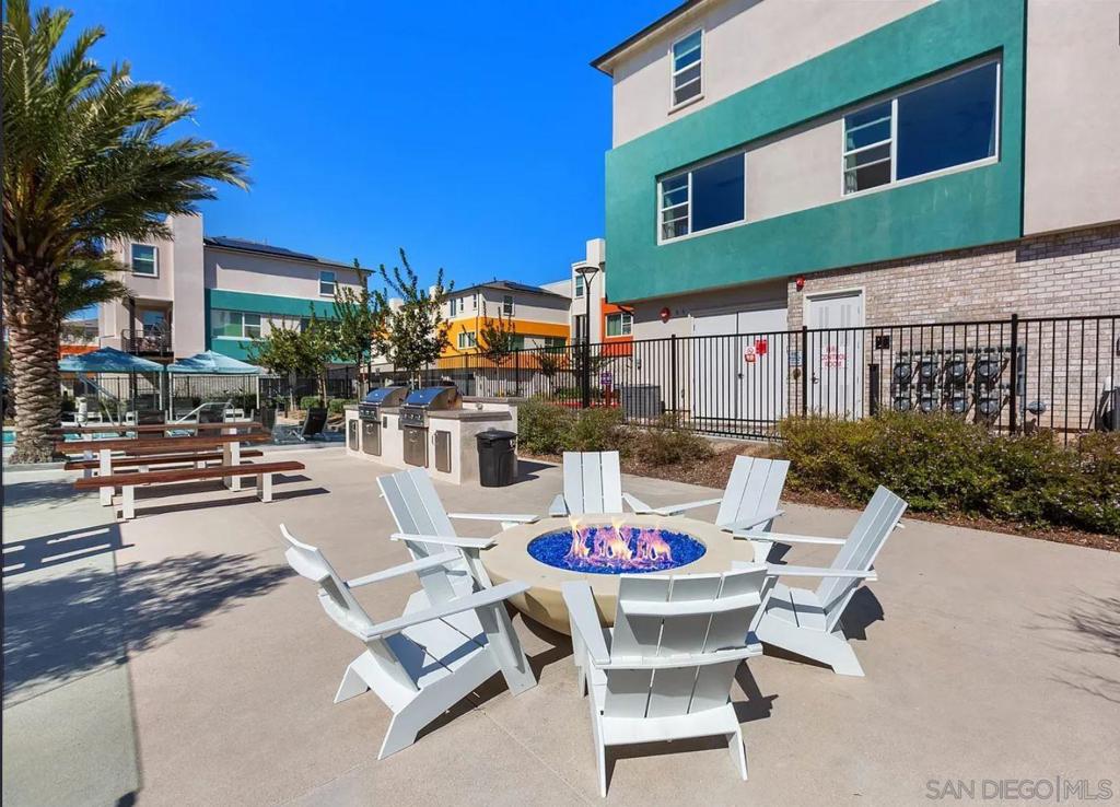 Residential Lease for rent at 1837 MONTAGE, Chula Vista CA featuring 3 beds and 3 baths