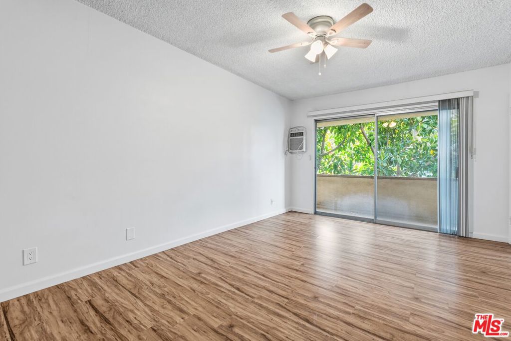 Residential Lease for rent at 2332 S Beverly Glen Boulevard 5, Los Angeles, Los Angeles County, CA featuring 3 beds and 2 baths