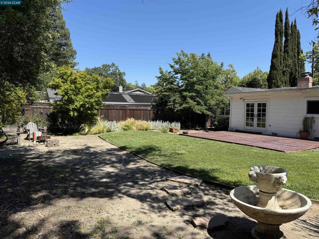 Residential Lease for rent at 3360 Victoria Avenue, Lafayette CA featuring 3 beds and 2 baths