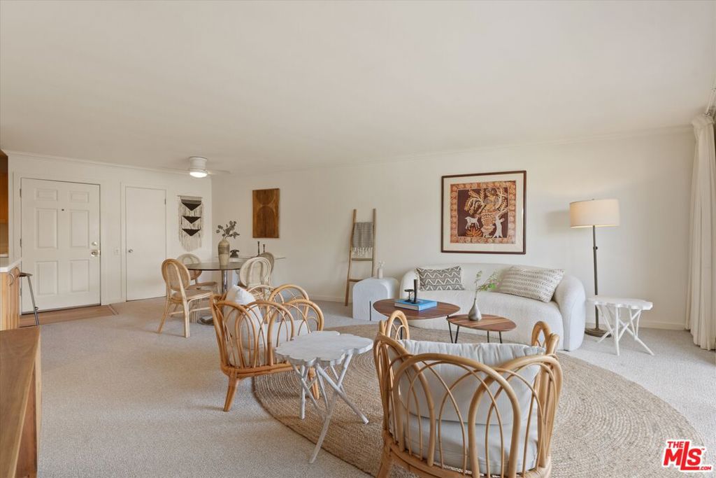 Residential for sale at 2045 4th Street 301B, Santa Monica CA featuring 1 bed and 1 bath