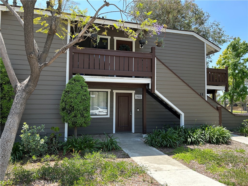 Residential Lease for rent at 19032 Alamo, Yorba Linda CA featuring 3 beds and 2 baths