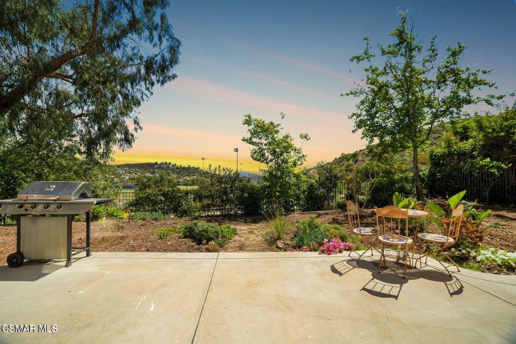 Residential Lease for rent at 456 Calle Veracruz, Newbury Park, Ventura County CA featuring 4 beds and 3 baths