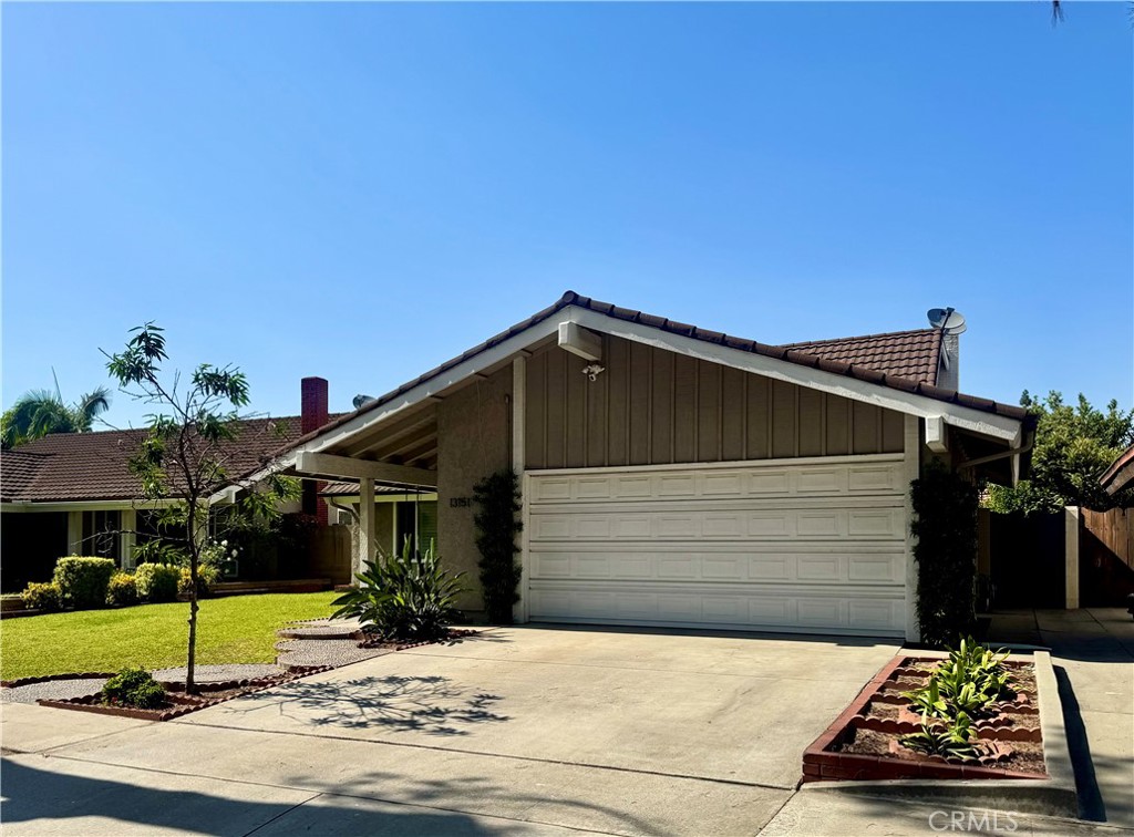 Residential Lease for rent at 13151 DESTINO, Cerritos CA featuring 4 beds and 3 baths