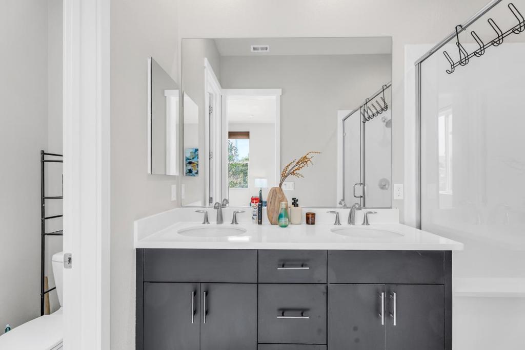 Residential for sale at 208 Terraine, San Jose CA featuring 2 beds and 3 baths