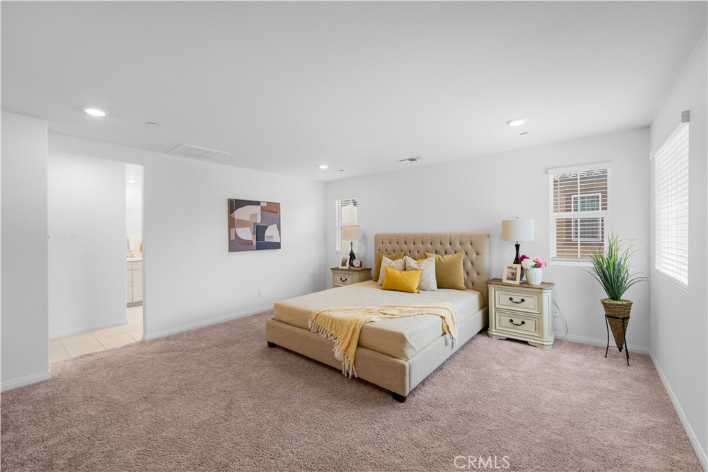 Residential Lease for rent at 3918 E Cambria Privado, Ontario, San Bernardino County CA featuring 4 beds and 3 baths
