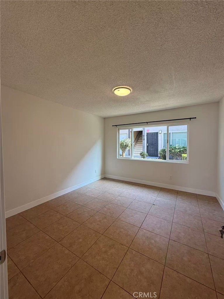 Residential Lease for rent at 2018 Las Vegas 8, Pomona, Los Angeles County CA featuring 3 beds and 2 baths