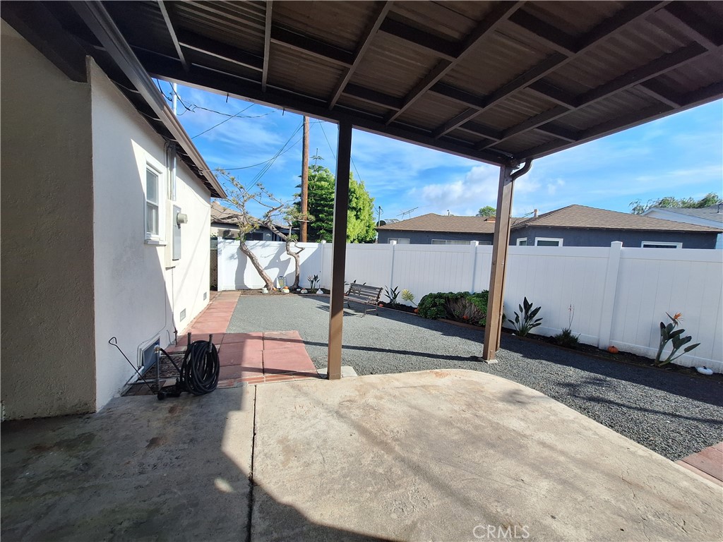 Residential Lease for rent at 5315 Etheldo Ave, Culver City CA featuring 3 beds and 2 baths