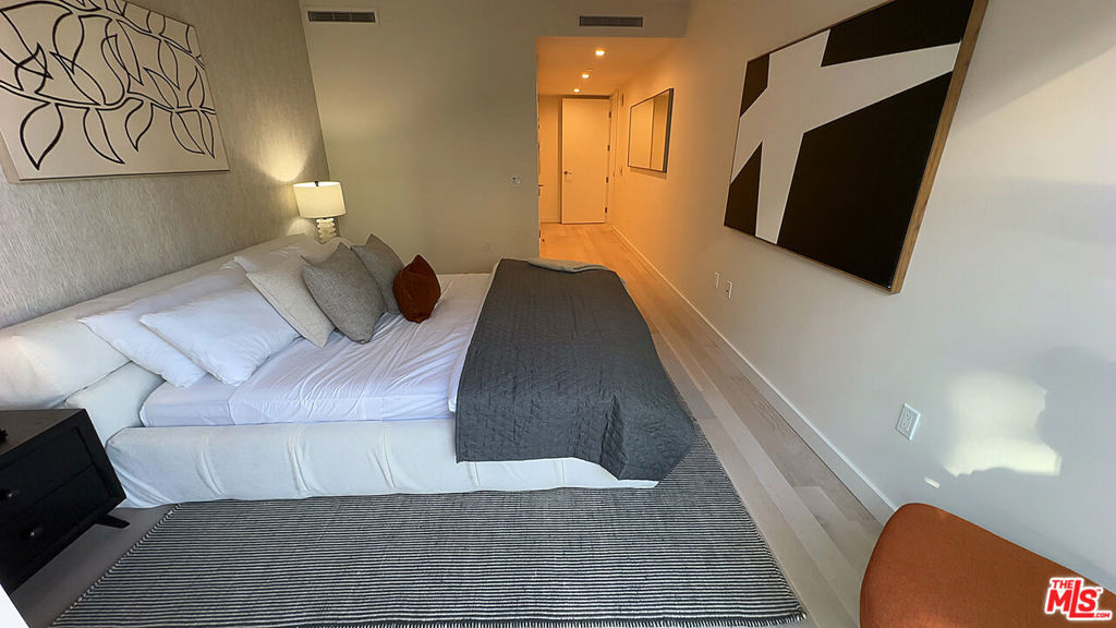 Residential Lease for rent at 500 Broadway 248, Santa Monica CA featuring 3 beds and 2 baths