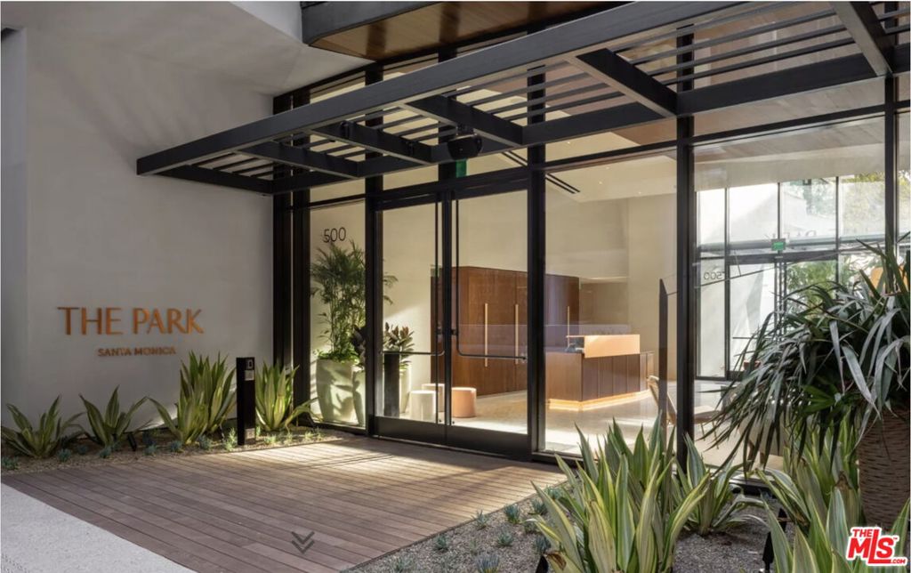 Residential Lease for rent at 500 Broadway 604, Santa Monica CA featuring 2 beds and 2 baths