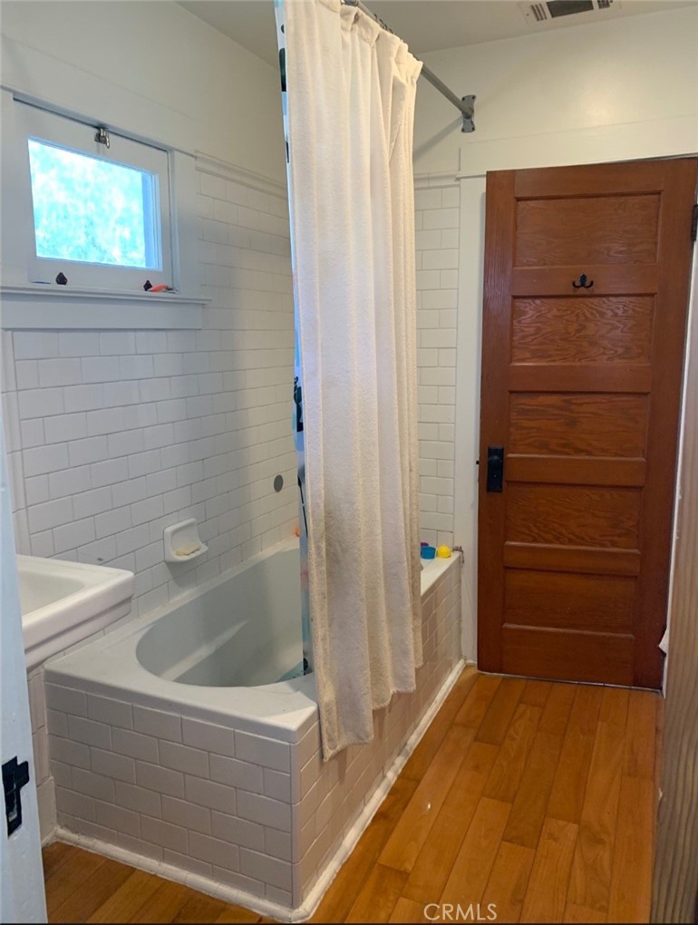 Residential for sale at 5509 Eaton, Los Angeles CA featuring 1 bed and 1 bath