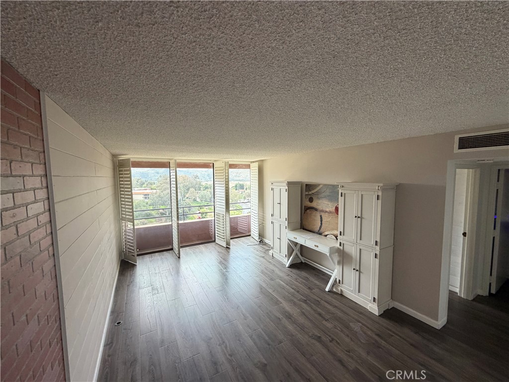 Residential Lease for rent at 24055 Paseo Del Lago 1251, Laguna Woods CA featuring 1 bed and 1 bath