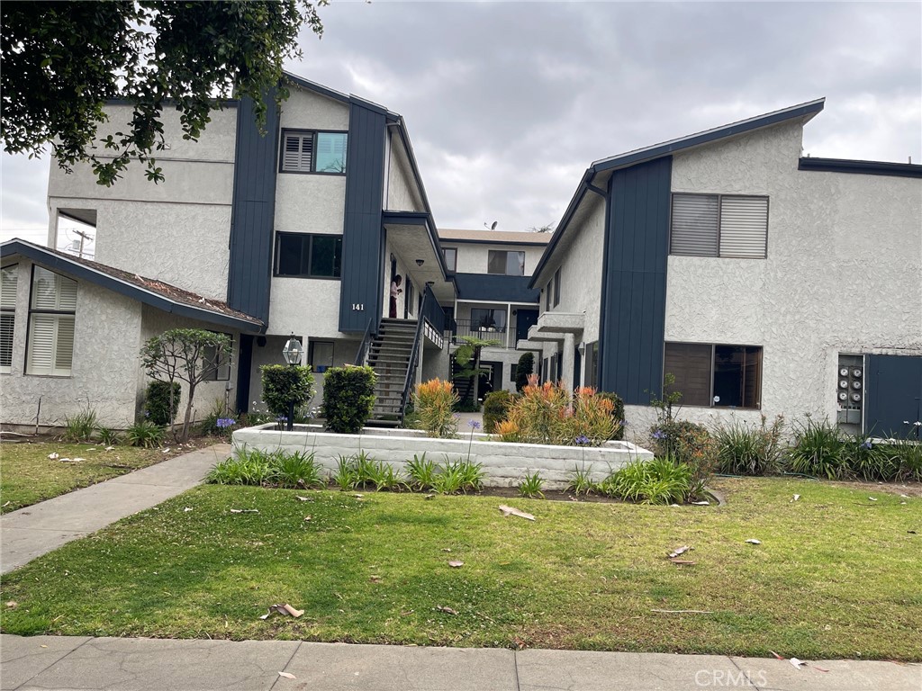 Active for sale at Pasadena, CA, Pasadena, CA CA and 3 baths