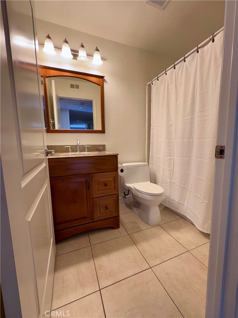Residential Lease for rent at 3 Coralwind, Aliso Viejo, Orange County CA featuring 4 beds and 3 baths