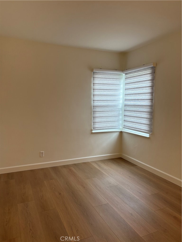 Residential Lease for rent at 2037 N Brighton, Burbank, Los Angeles County CA featuring 2 beds and 2 baths