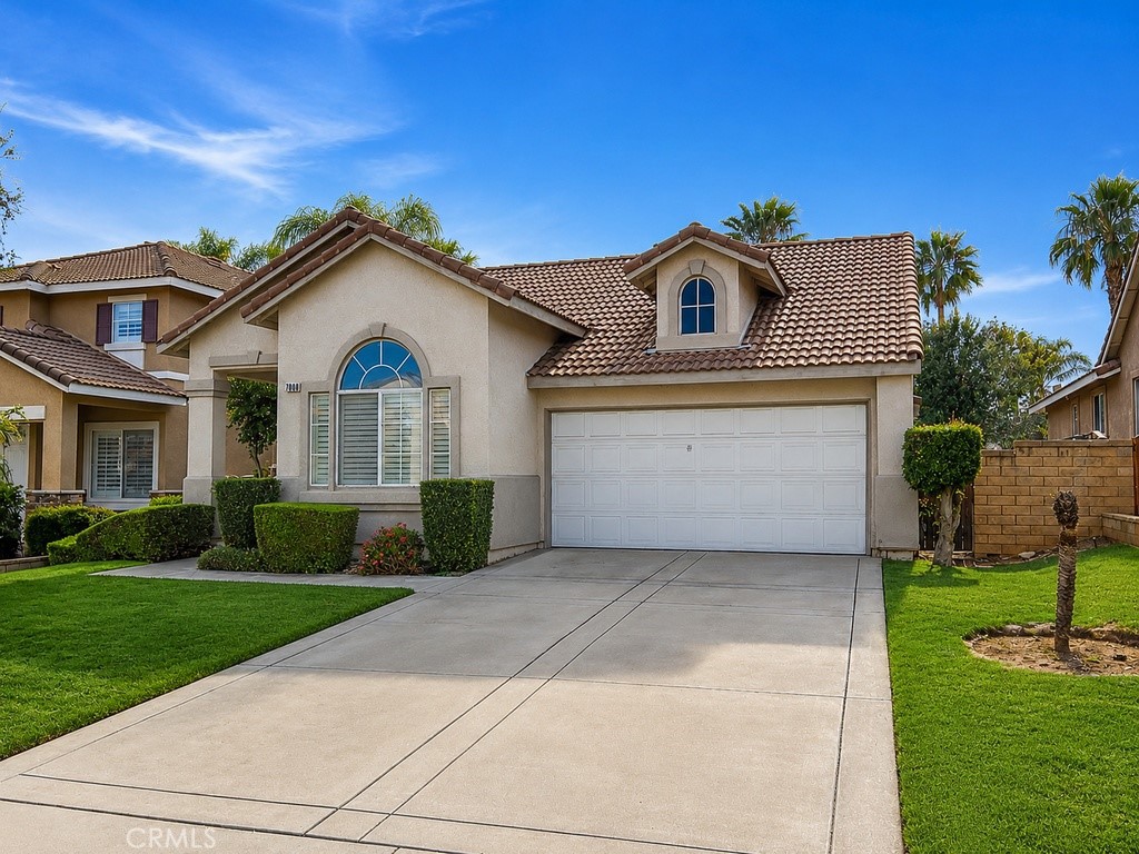 Residential Lease for rent at 7000 Fontaine, Rancho Cucamonga, San Bernardino County CA featuring 3 beds and 2 baths