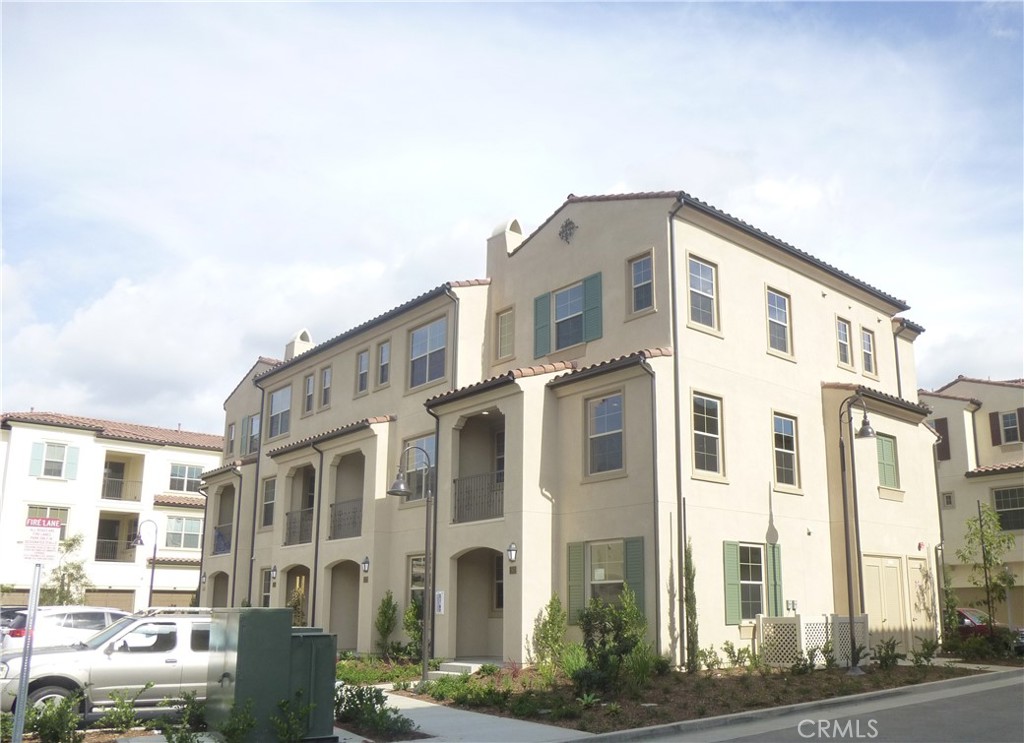 Residential Lease for rent at 50 Capricorn, Irvine CA featuring 4 beds and 4 baths