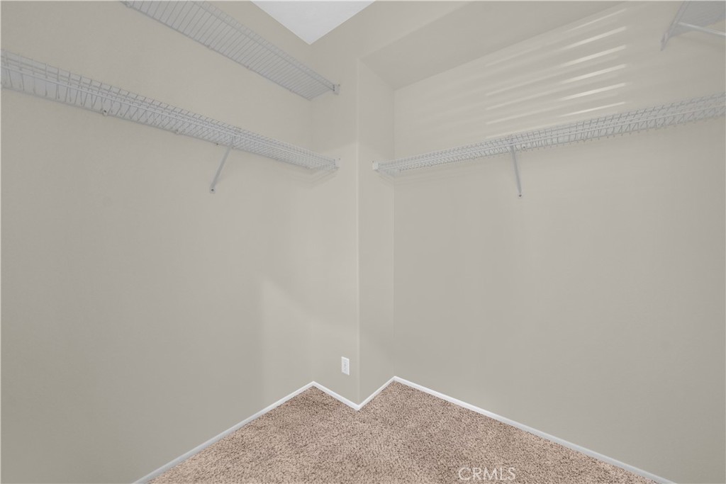 Residential Lease for rent at 14 Datepalm, Irvine CA featuring 2 beds and 2 baths