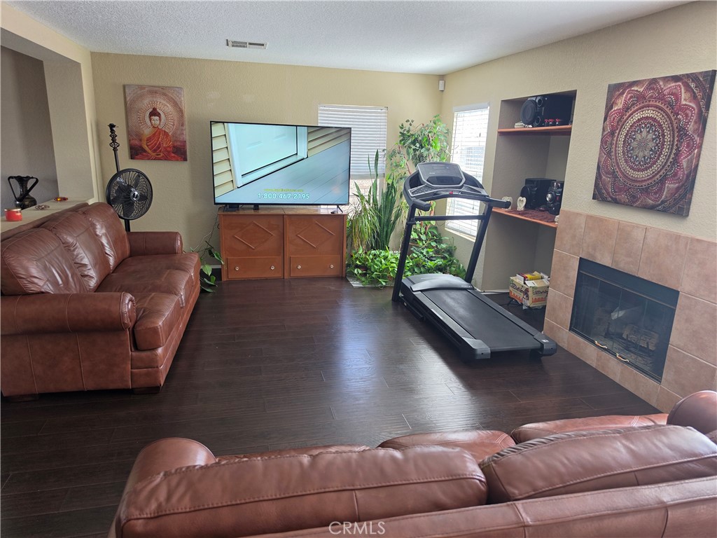 Residential for sale at 38638 Annette Avenue, Palmdale CA featuring 3 beds and 3 baths