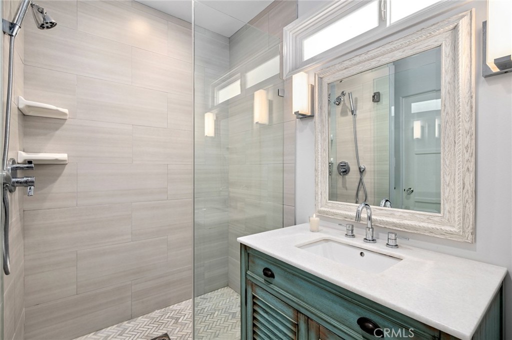 Residential Lease for rent at 2049 E Ocean Boulevard, Newport Beach CA featuring 2 beds and 2 baths