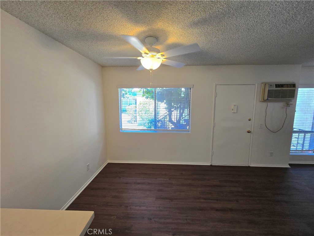 Residential Lease for rent at 123 W Lomita Avenue 2, Glendale, Los Angeles County CA featuring 2 beds and 2 baths