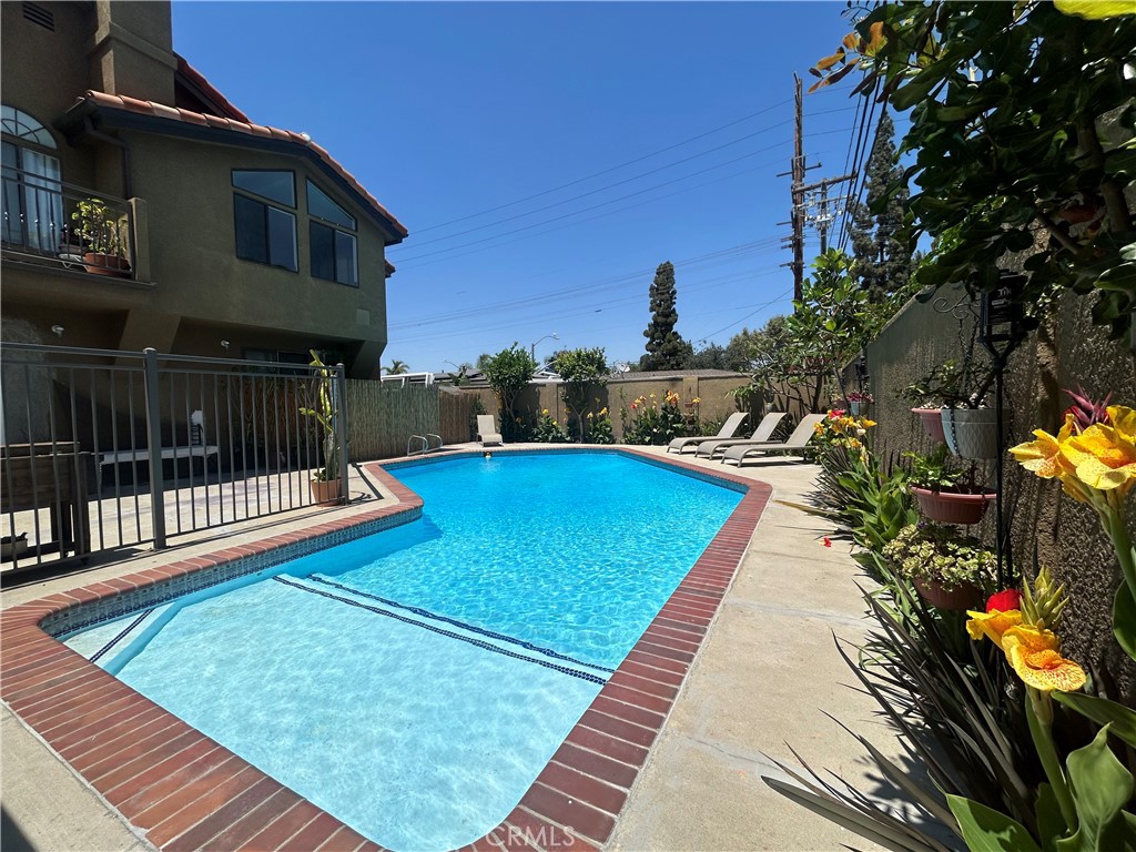 Residential Lease for rent at 10210 Newville, Downey CA featuring 5 beds and 4 baths