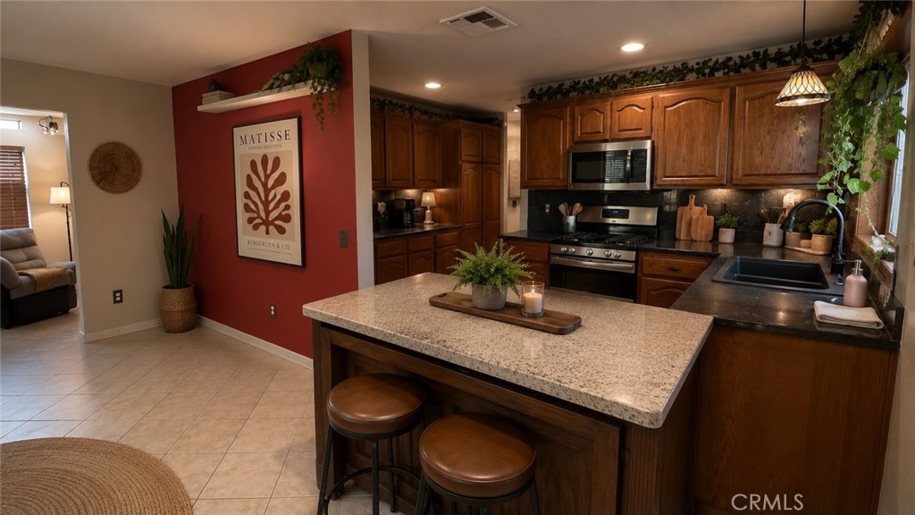 Residential Lease for rent at 15580 Villa Del Rio, Fontana CA featuring 4 beds and 3 baths