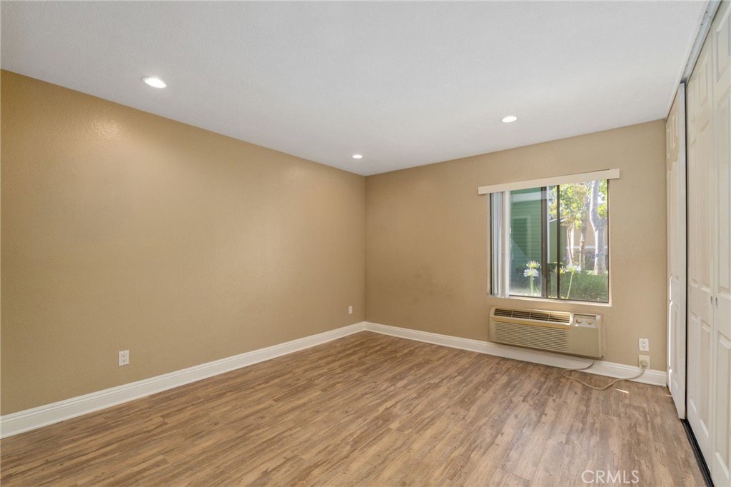 Residential Lease for rent at 3535 Banbury 119, Riverside CA featuring 2 beds and 2 baths