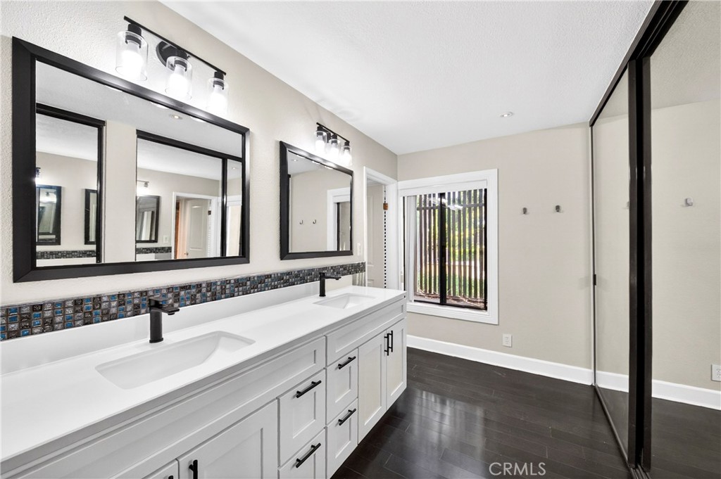 Residential Lease for rent at 9 Madrona, Irvine CA featuring 2 beds and 2 baths