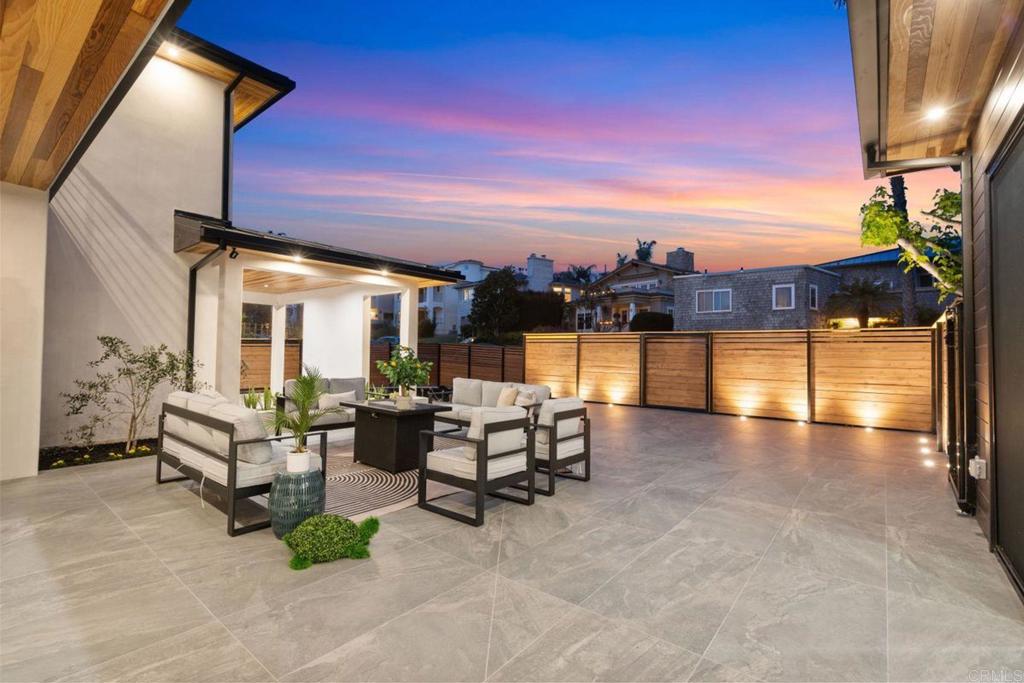 Residential Lease for rent at 5610 Bellevue Avenue, La Jolla, San Diego County CA featuring 4 beds and 4 baths