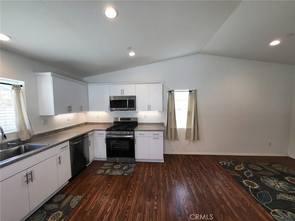 Residential Lease for rent at 3445 E Ketring Court, San Bernardino CA featuring 1 bed and 1 bath