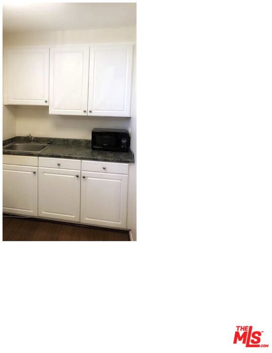 Residential Lease for rent at 1481 S Shenandoah Street 100, Los Angeles, Los Angeles County CA and 1 bath