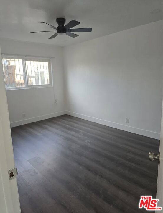 Residential Lease for rent at 1028 N Ardmore Avenue C, Los Angeles, Los Angeles County CA featuring 3 beds and 1 bath