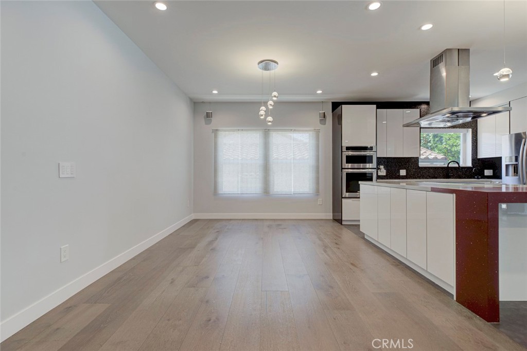Active for sale at Burbank, CA, Burbank, CA CA and 5 baths